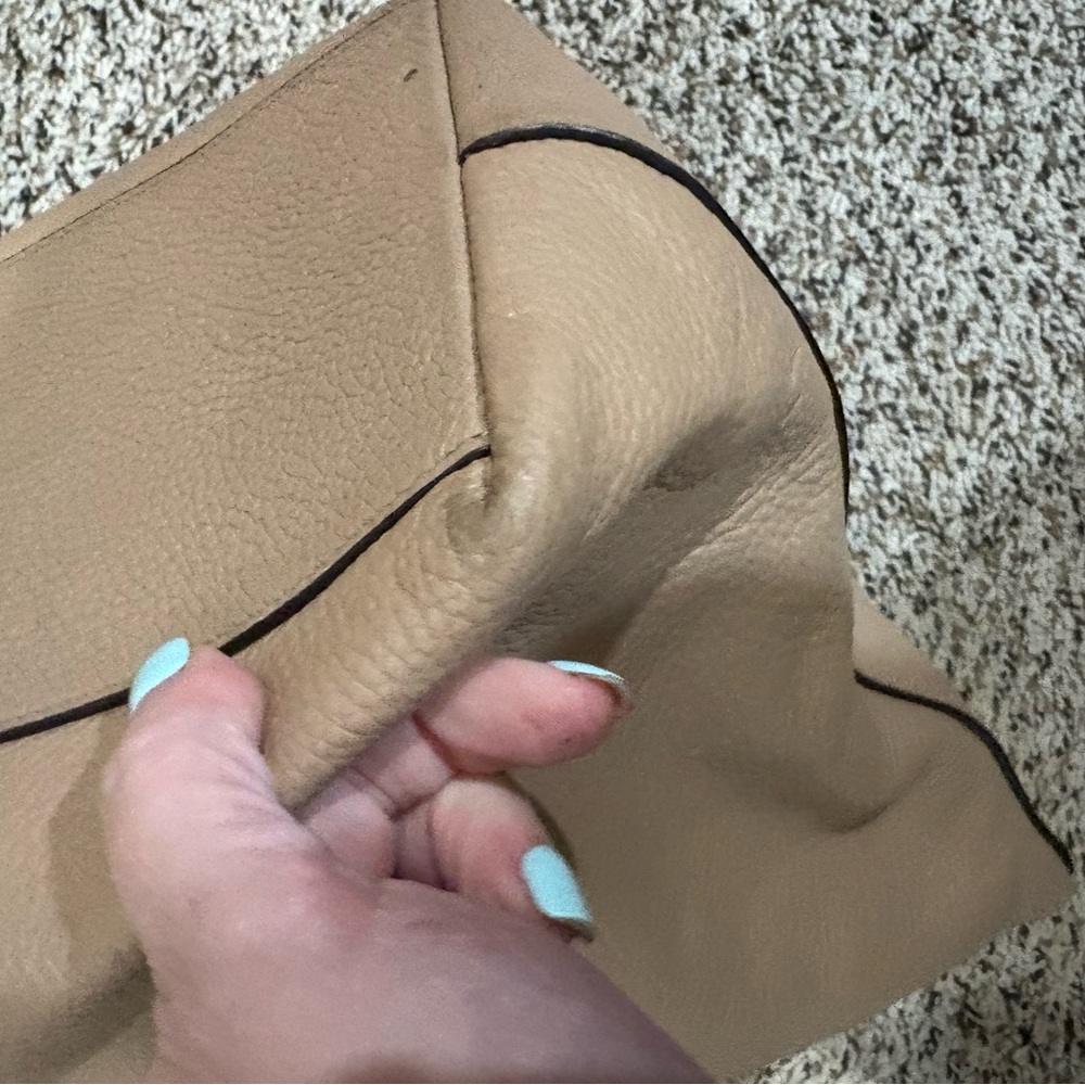 Coach Taylor Tan Leather Tote Bag - Picture 5 of 12